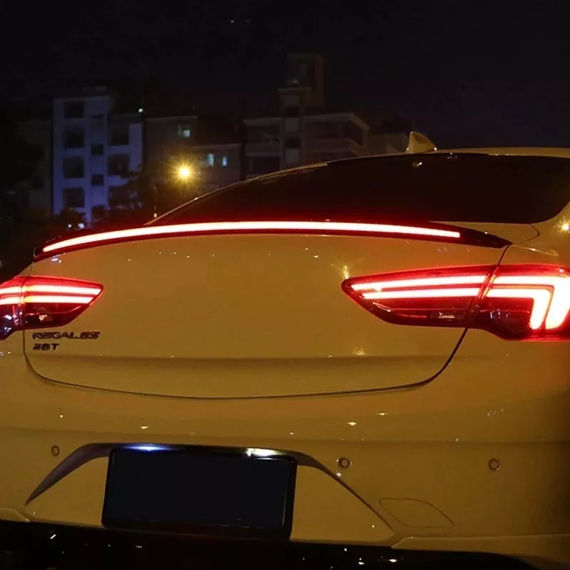 ALERÓN LIP SPOILER MALETA CON LUZ FRENO SECUENCIAL AUTO TUNI - 5