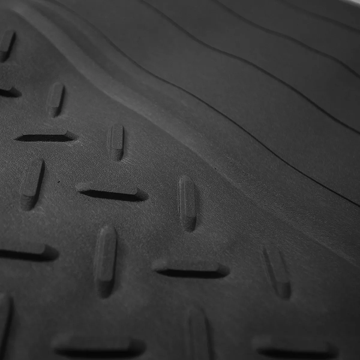 CUBRE MALETA XL ANTIDESLIZANTE SUV CAMIONETA GOMA 140X110CM - 5