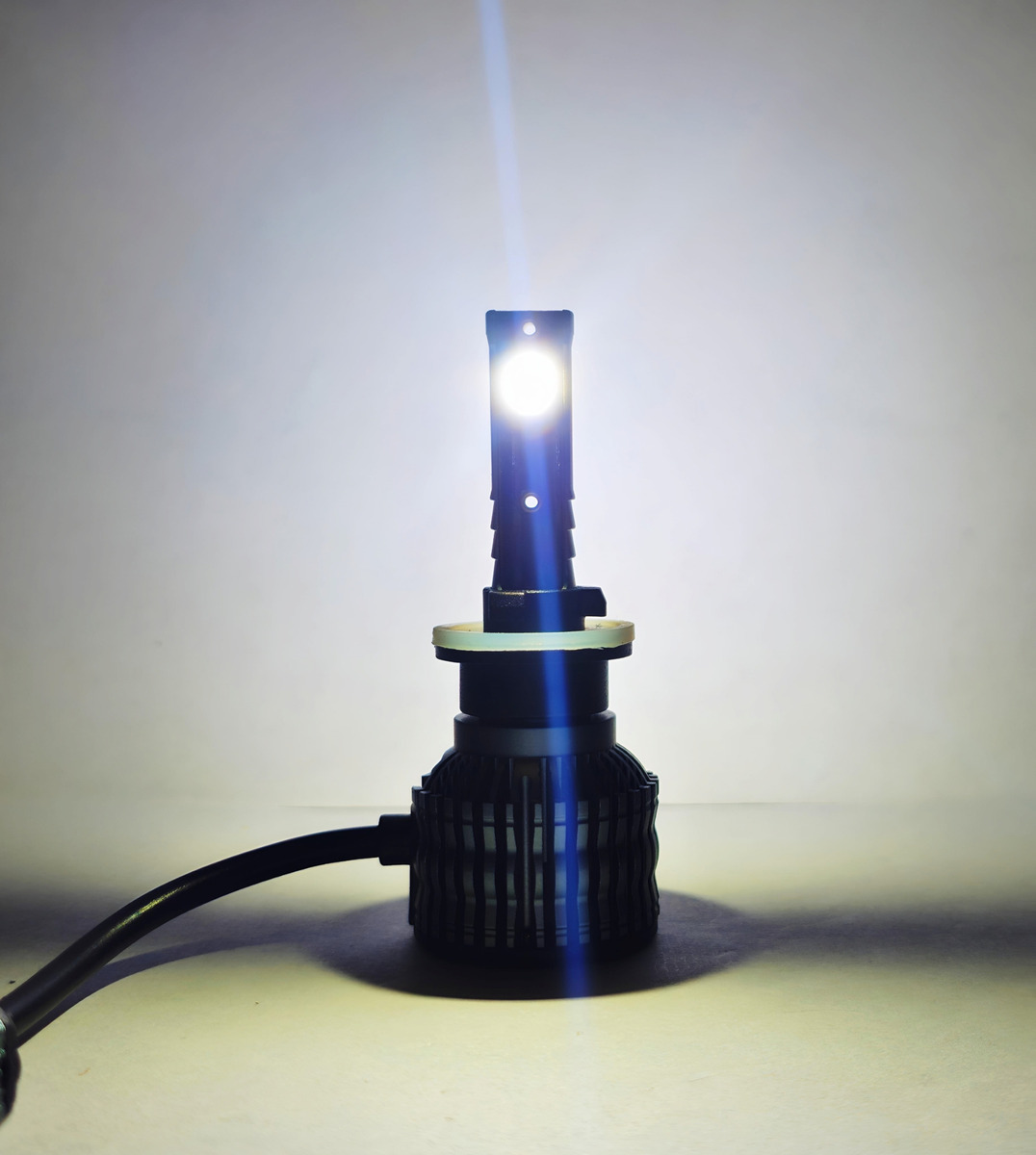 AMPOLLETA R15 TURBO LED RYC 28000LM POTENT 8/48V H7 - 3