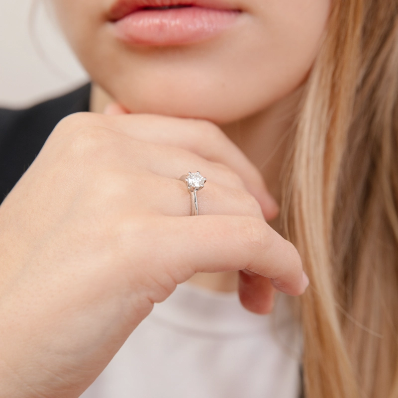 ANILLO SOLITARIO PETITE FIT DE 1.0 CT - 4