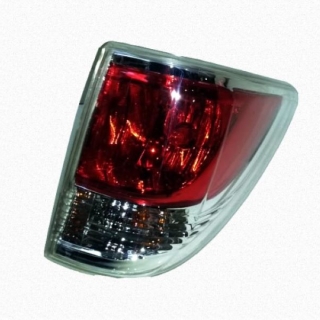 FAROL TRASERO DERECHO SPORT MAZDA BT50 2013-2015 - 1
