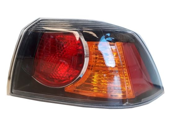 FAROL TRASERO DERECHO SEDAN MITSUBISHI Lancer Serie R 2008-2015 - 1