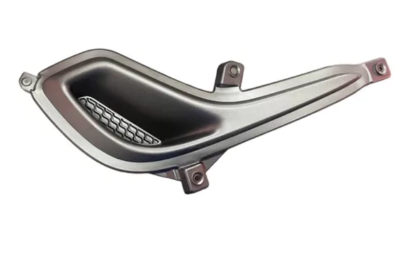 REJILLA O TAPA DE PARACHOQUE DERECHO SIN HOYO HYUNDAI ACCENT 2012-2013 - 1