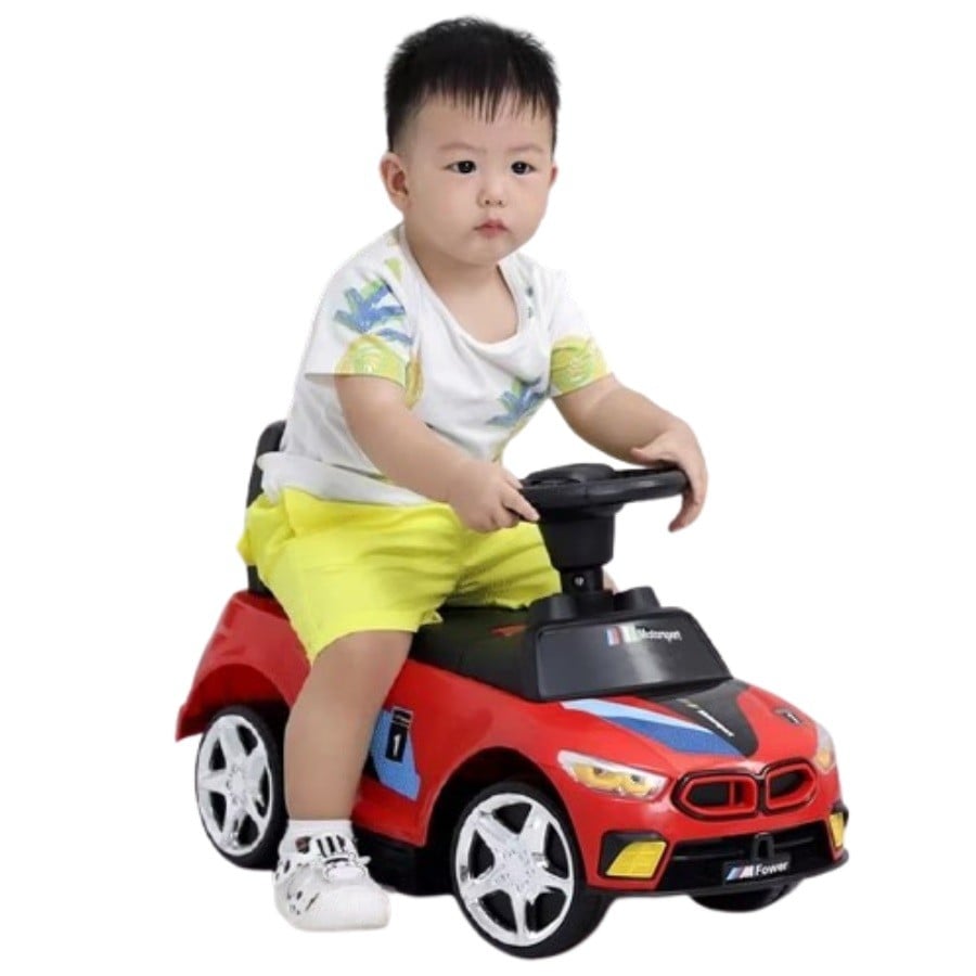CORREPASILLOS JUGUETÓN BMW DEPORTIVO LUCES Y SONIDOS ROJO - 2