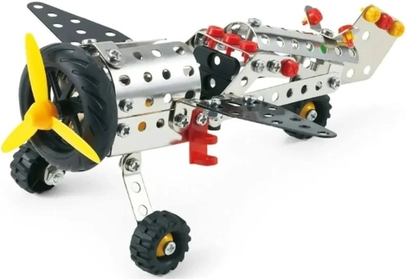 KIT DE ARMADO METALICO DE 135 PIEZAS: AVION DE COMBATE - 1