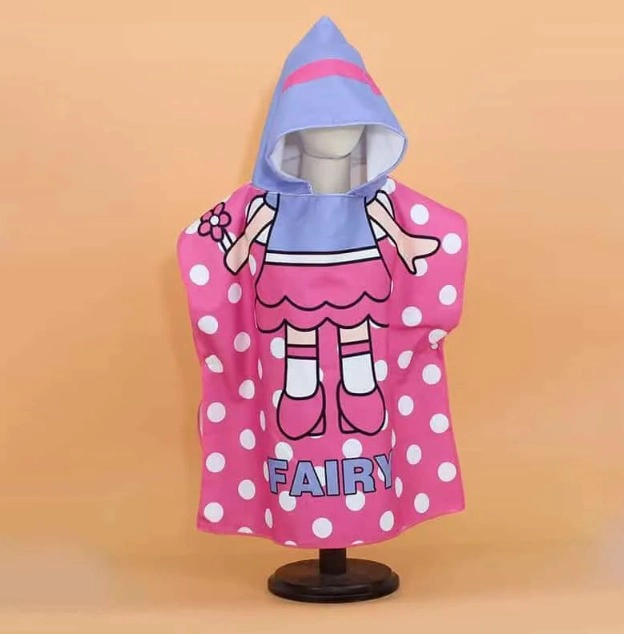 TOALLA DE MICROFIBRA PARA NIÑOS CON CAPUCHA TIPO PONCHO - 1
