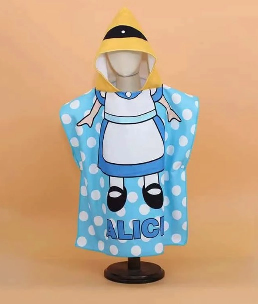 TOALLA DE MICROFIBRA PARA NIÑOS CON CAPUCHA TIPO PONCHO ALICIA - 1