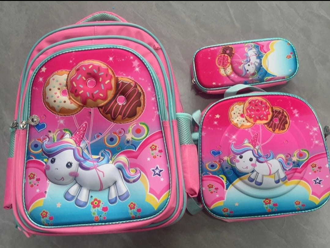 MOCHILA ESCOLAR INFANTIL 3D MAS LONCHERA Y ESTUCHE - 1