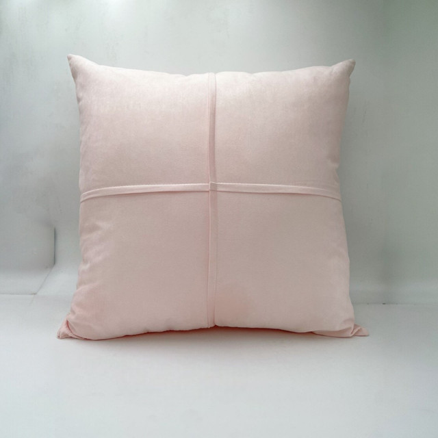 PACK DE 02 FUNDAS DE COJÍN DE SEMICUERO SINTÉTICO 50X50 CM ROSA - 4