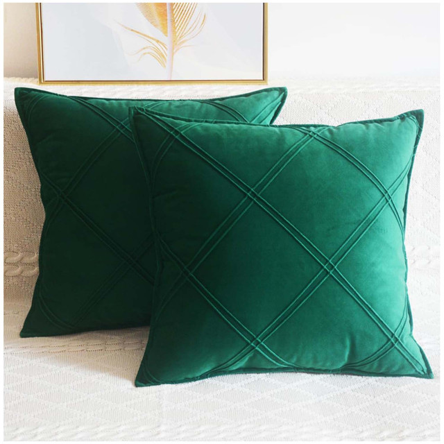 PACK DE 02 FUNDAS DE COJÍN DE TERCIOPELO CON RAYAS 45X45 VERDE - 2