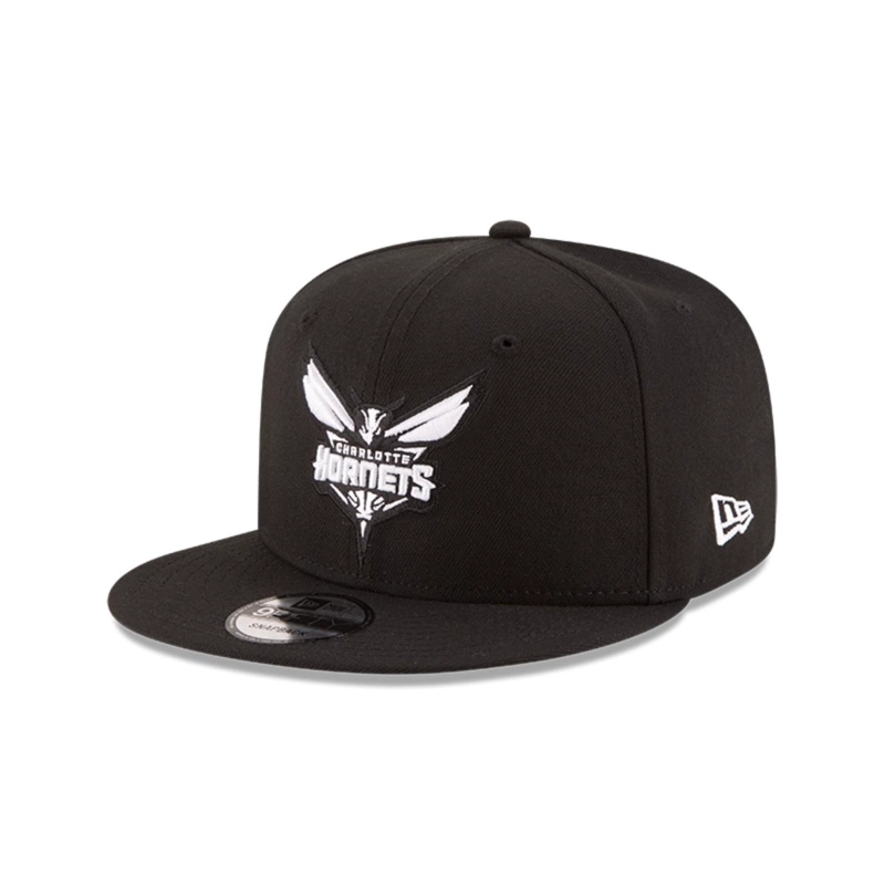 GORRO NEW ERA NEGRO 9FIFTY NBA CHARLOTTE HORNETS BLACKWHITE DARK BROWN - 1
