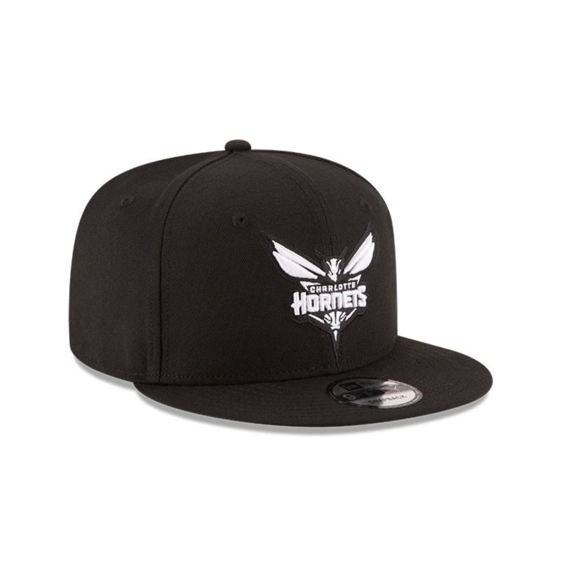 GORRO NEW ERA NEGRO 9FIFTY NBA CHARLOTTE HORNETS BLACKWHITE DARK BROWN - 2