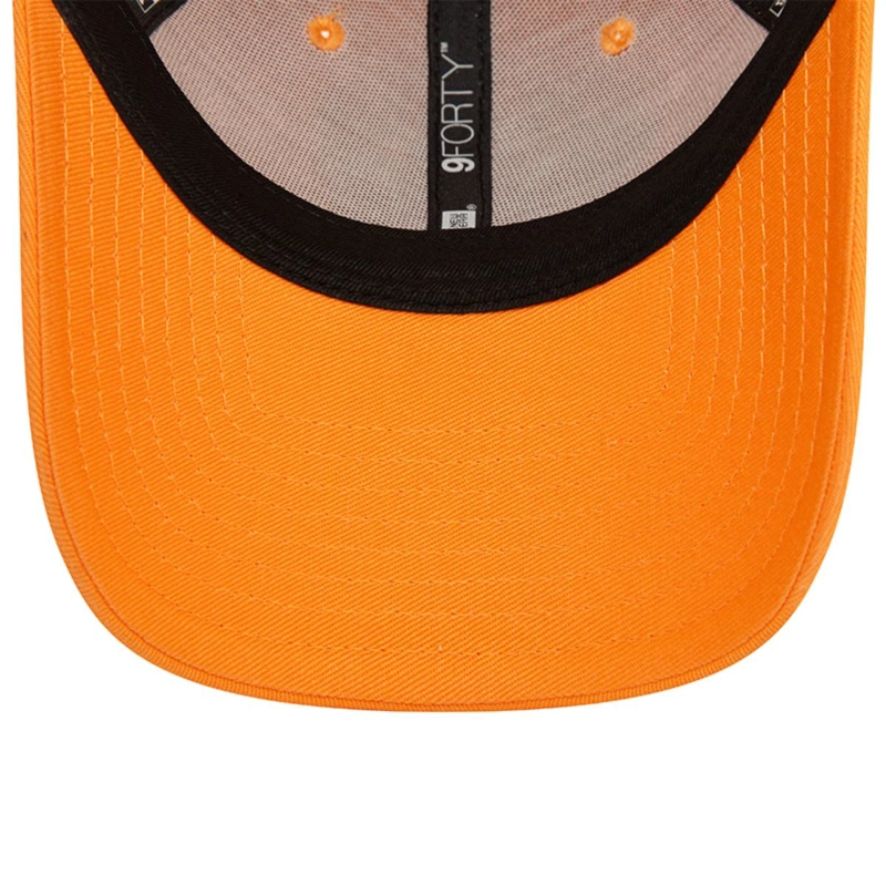 GORRA 9FORTY NEW YORK YANKEES LEAGUE ESSENTIALS NARANJA WOMAN - 5
