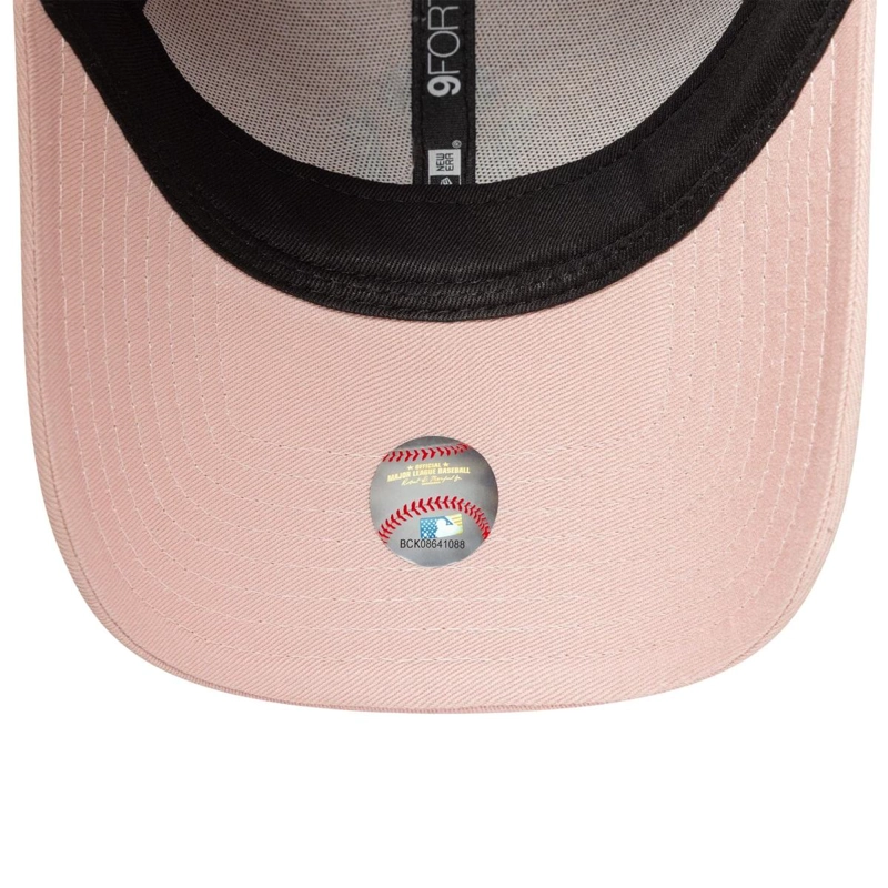 GORRA 9FORTY NEW YORK YANKEES LEAGUE ESSENTIALS WOMEN ROSA - 5