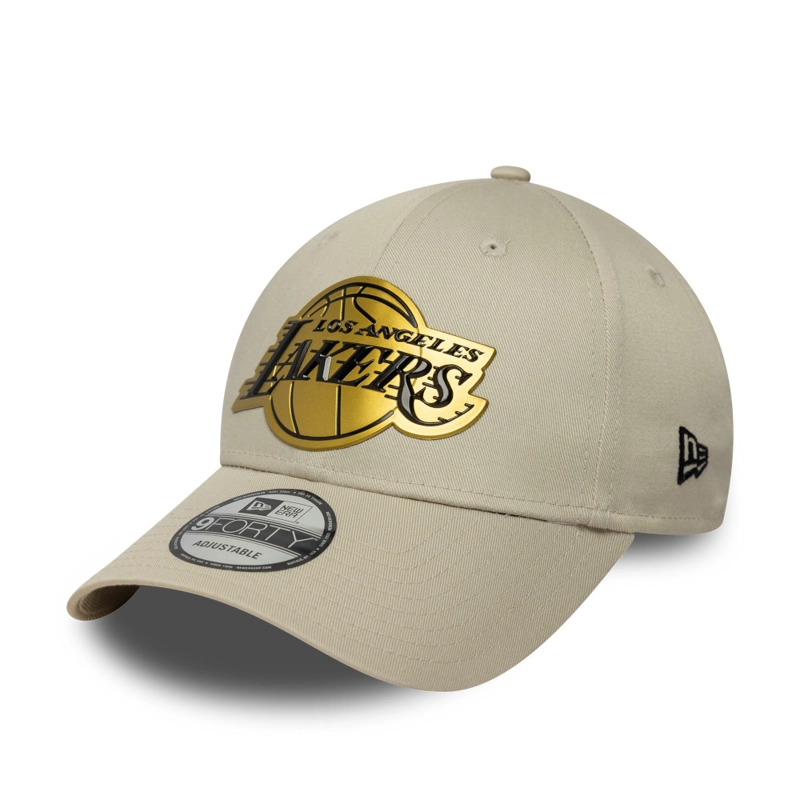 GORRA 9FORTY NBA LOS ANGELES LAKERS METALLIC BEIGE - 1