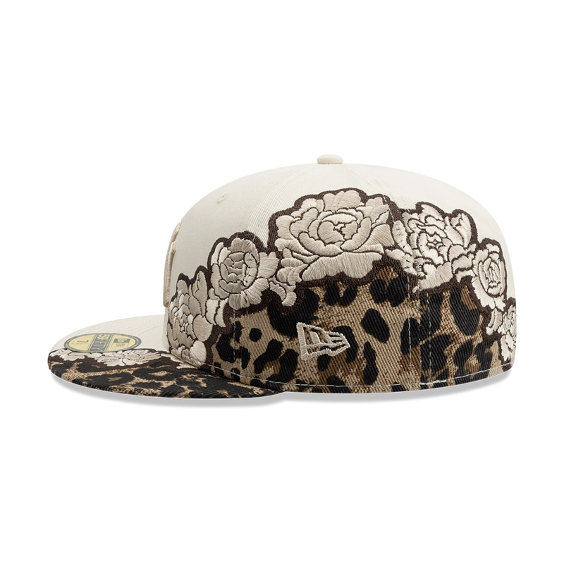 GORRA 59FIFTY MLB NEW YORK YANKEES FLORAL PACK BEIGE - 5