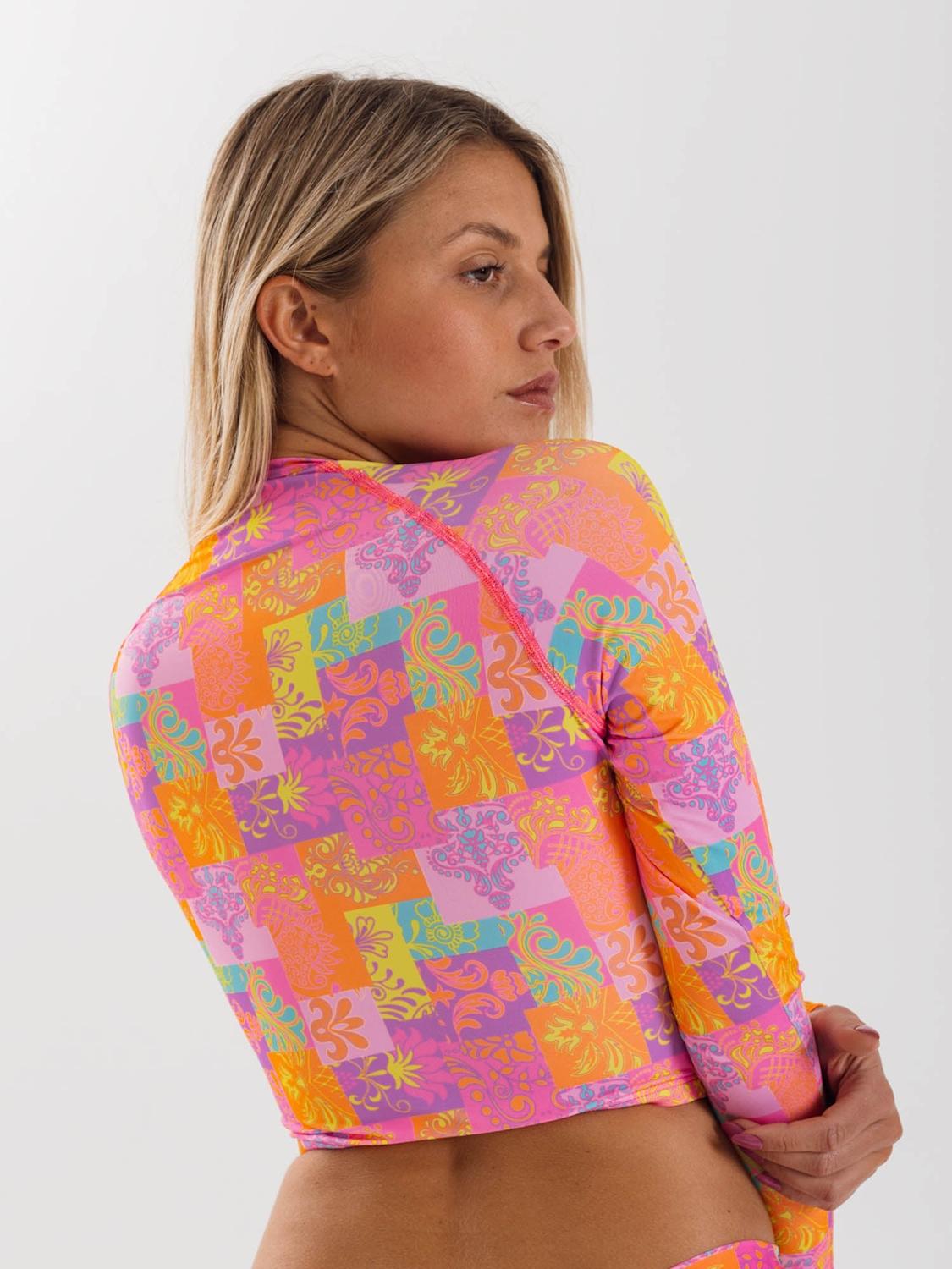 POLERA SURF MUJER DAIKIRI BIKINIS MUNDAKA ESTAMPADO NARANJO MANGA LARGA DEPORTIVO PROTECCIÓN UV 50+ - 2