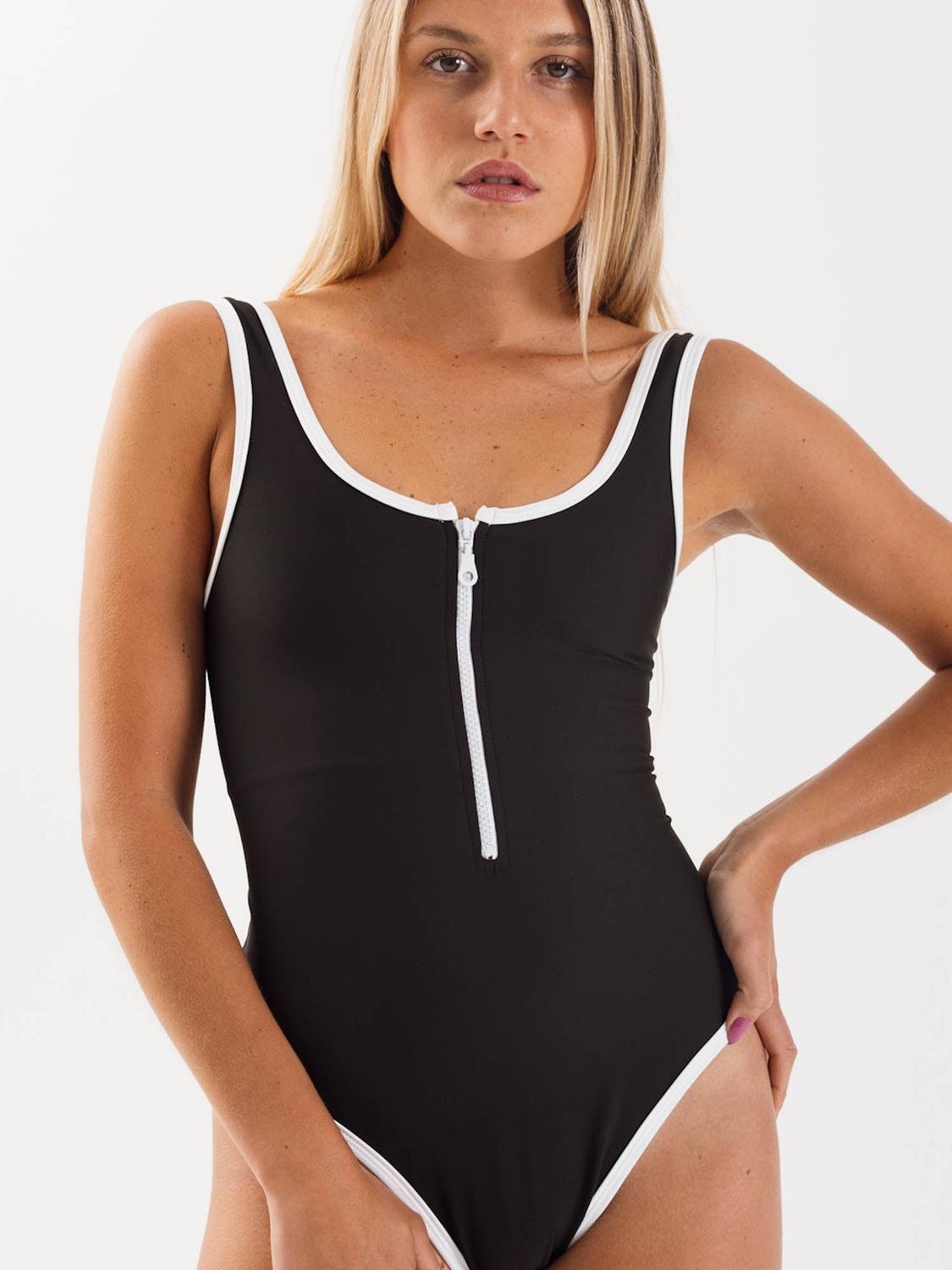 TRAJE DE BAÑO DAIKIRI MUJER CIERRE DELANTERO NEGRO FILTRO UV50+ - 1