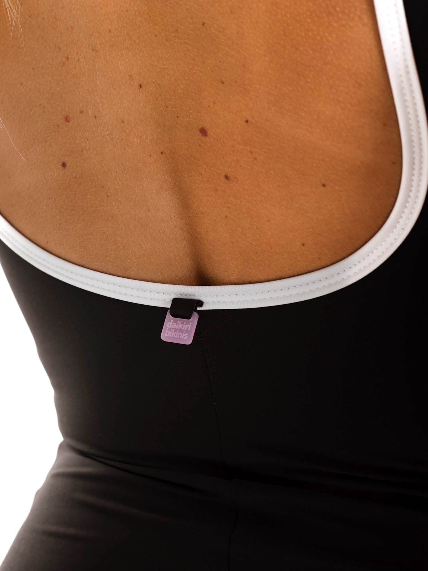 TRAJE DE BAÑO DAIKIRI MUJER CIERRE DELANTERO NEGRO FILTRO UV50+ - 8