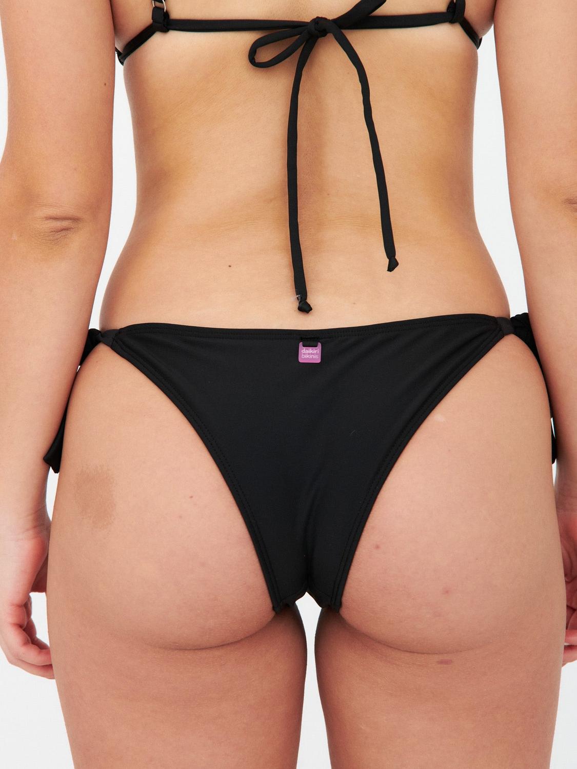 BOTTOM DE BIKINI DAIKIRI MUJER CALZON AMARRAS NEGRO FILTRO UV50+ - 2