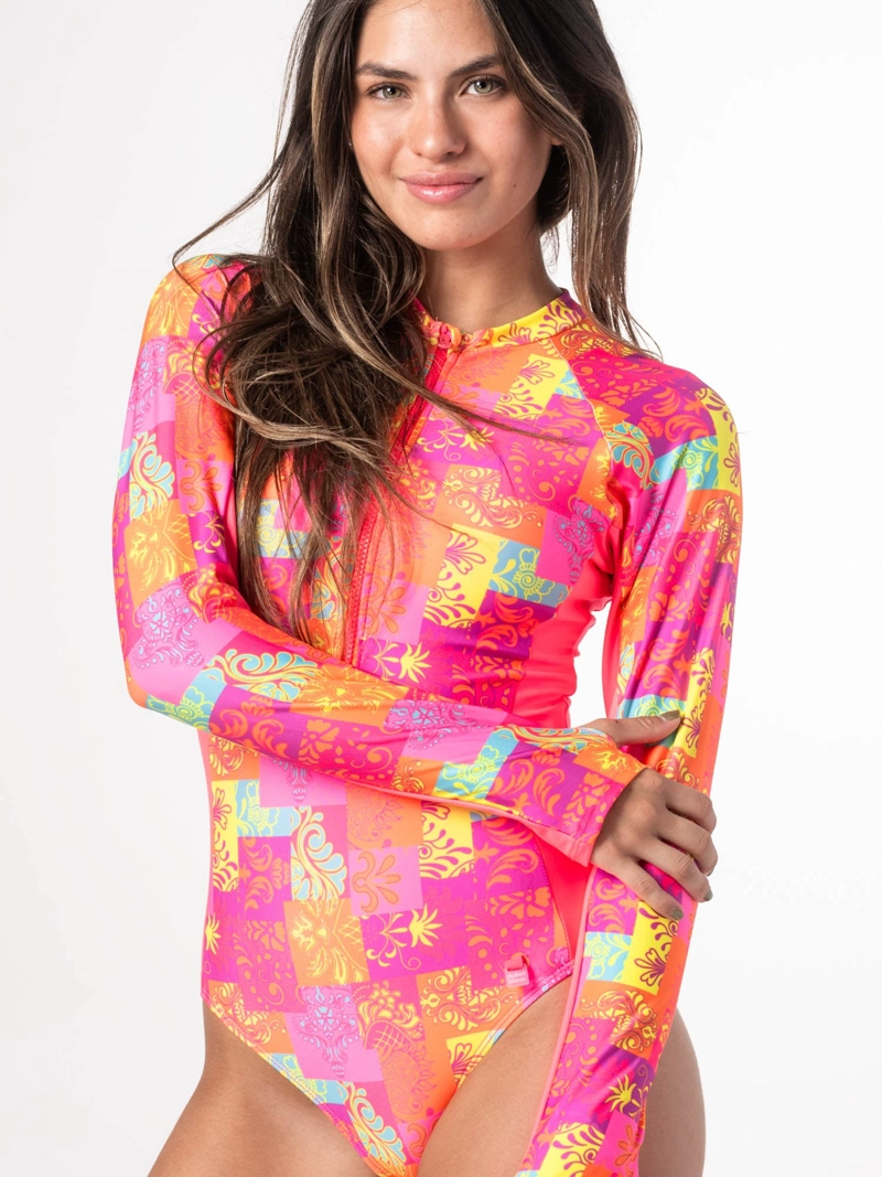 TRAJE DE BAÑO SURF DAIKIRI MUJER MANGA LARGA CIERRE DELANTE PATCHWORK NARANJO FLUOR PROTECCION UV50+ - 1