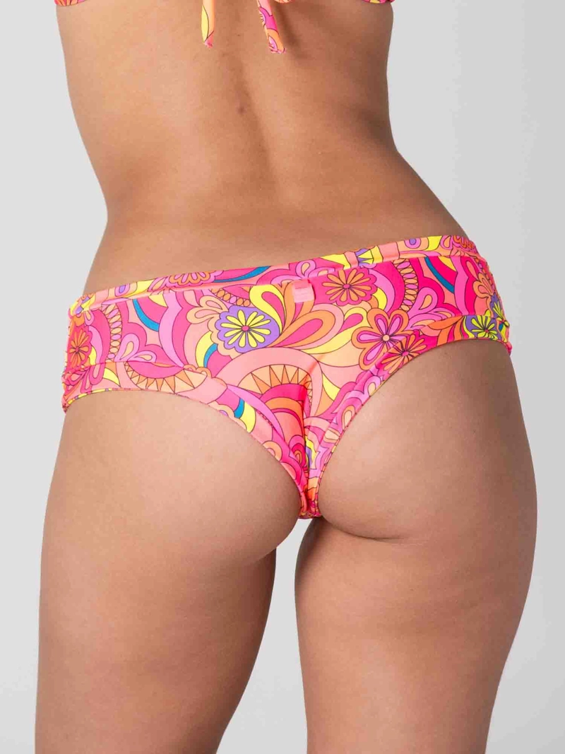 BOTTOM DE BIKINI DAIKIRI MUJER CALZON PRETINA ANCHA SIN ELASTICOS FLORAL NARANJO FLUOR PROTECCION - 2