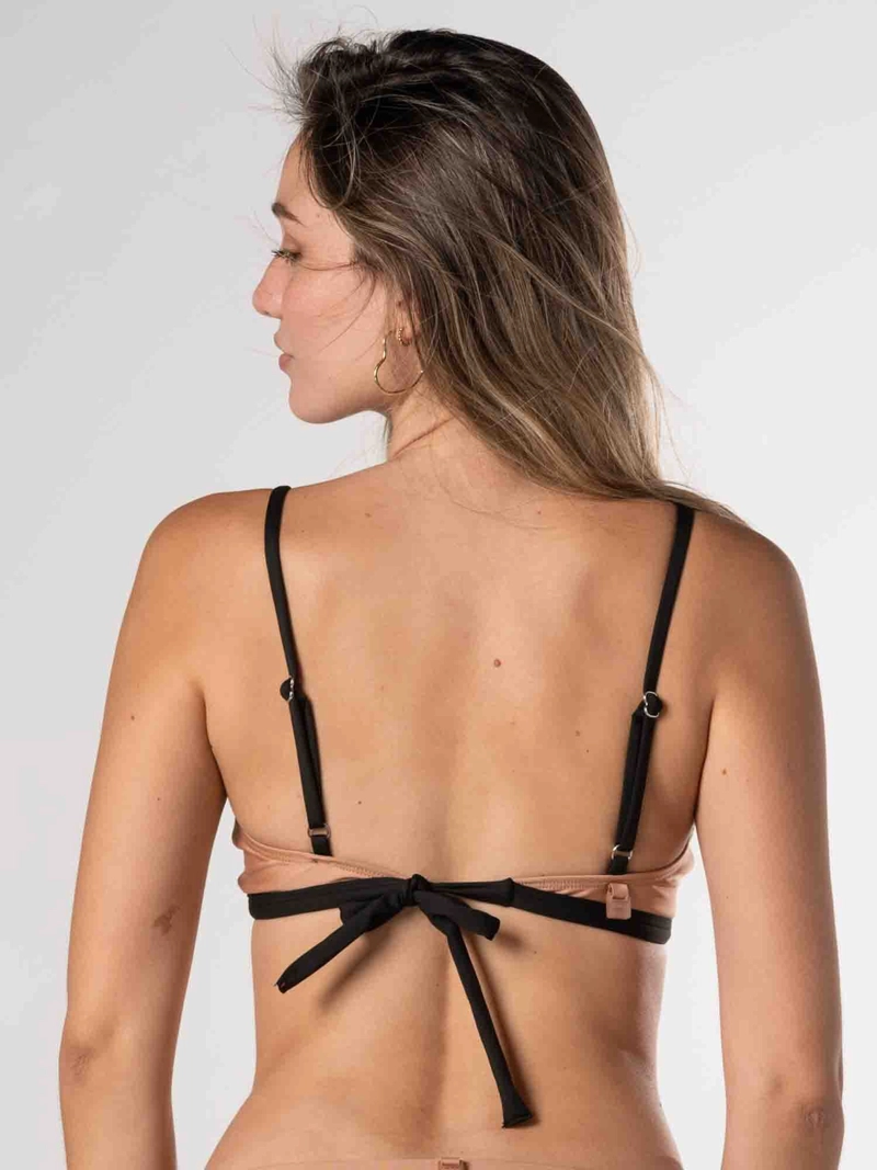 TOP DE BIKINI DAIKIRI MUJER TRIANGULO CRUZADO CAFE CON NEGRO PROTECCION UV50+ - 6