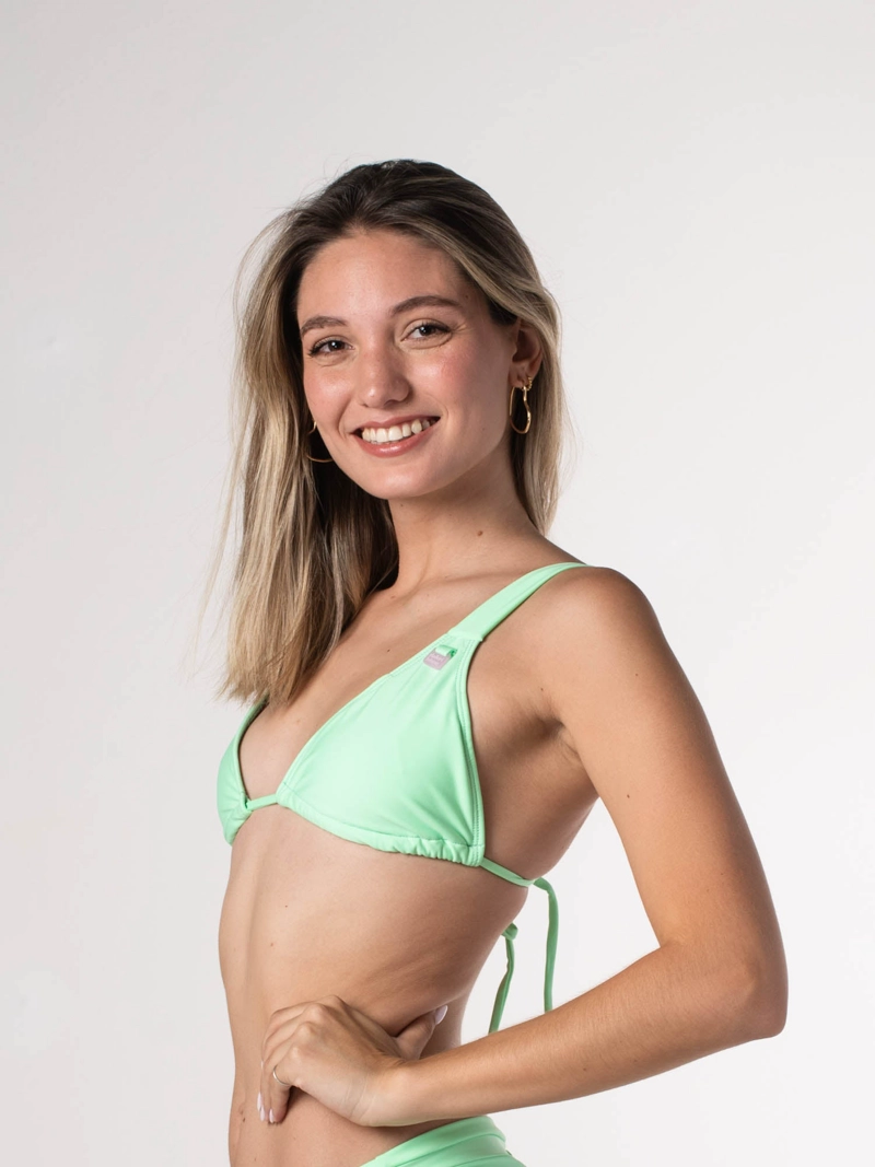 TOP DE BIKINI DAIKIRI MUJER TRIANGULO ANCHO VERDE MENTA PROTECCION UV50+ - 5