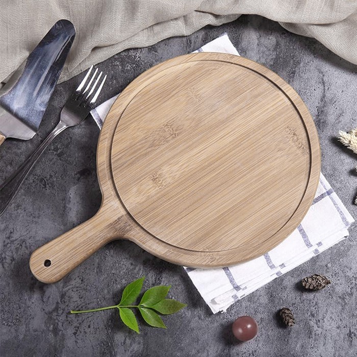 PLATO PIZZA MADERA CON MANGO 32,5CM - 6