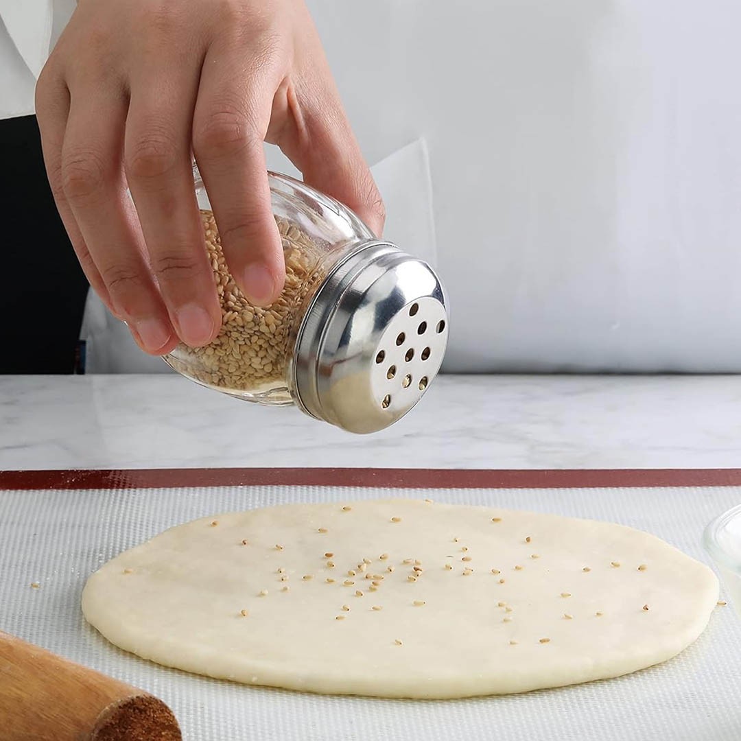 FRASCO ESPECIERO DE 170G DE VIDRIO CON TAPA PERFORADA - 4