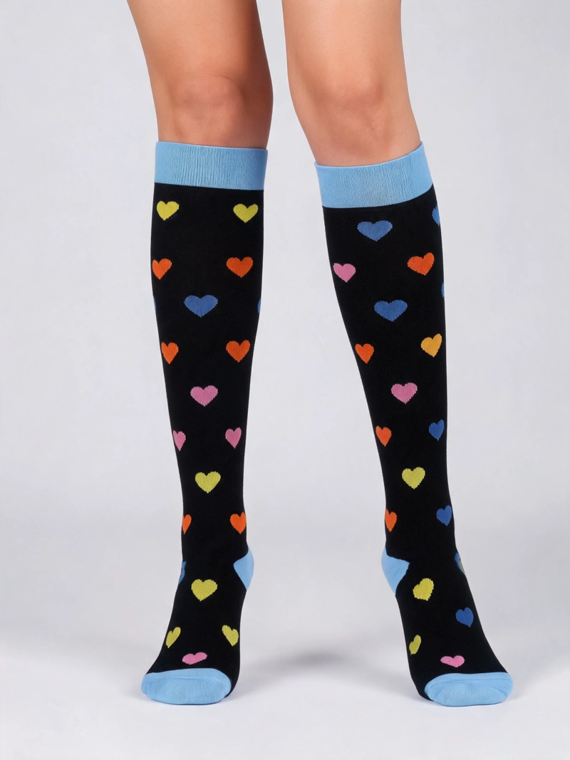 BUCANERAS DE COMPRESION CORAZONES COLORES - 1
