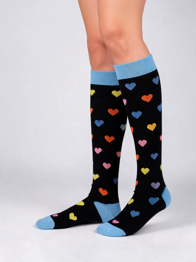 BUCANERAS DE COMPRESION CORAZONES COLORES - 2