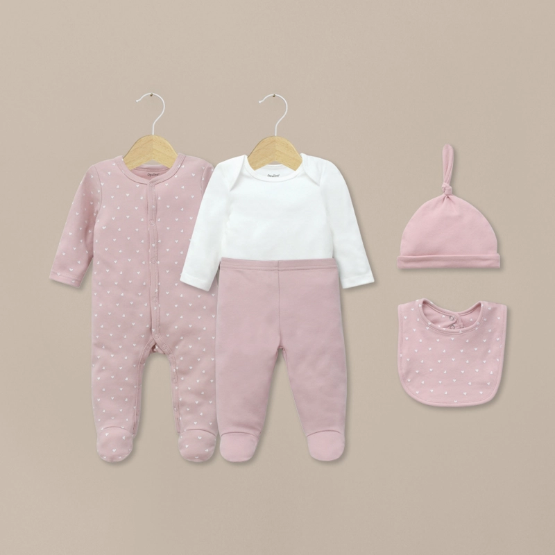 CONJUNTO 5 PIEZAS ROSADO CON CORAZONES DE BEBE  NIÑA OPALINE - 1