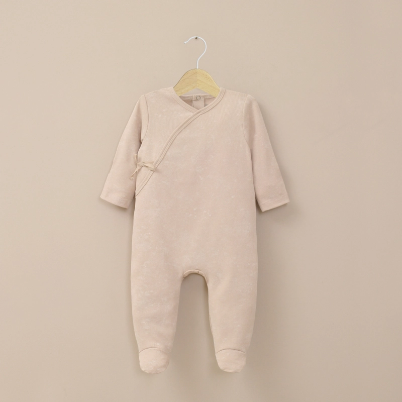 OSITO BEIGE CON APERTURA EN LA ESPALDA DE BEBE NIÑA OPALINE - 1