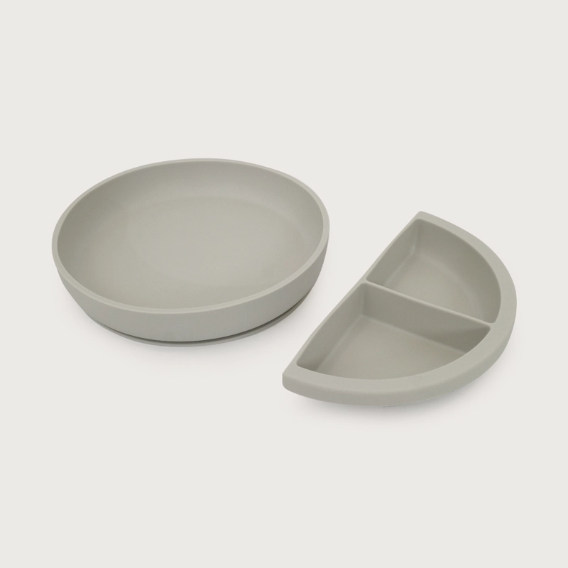 PLATO REDONDO CON BASE ANTIDESLIZANTE Y DIVIDOR GRIS OPALINE - 2