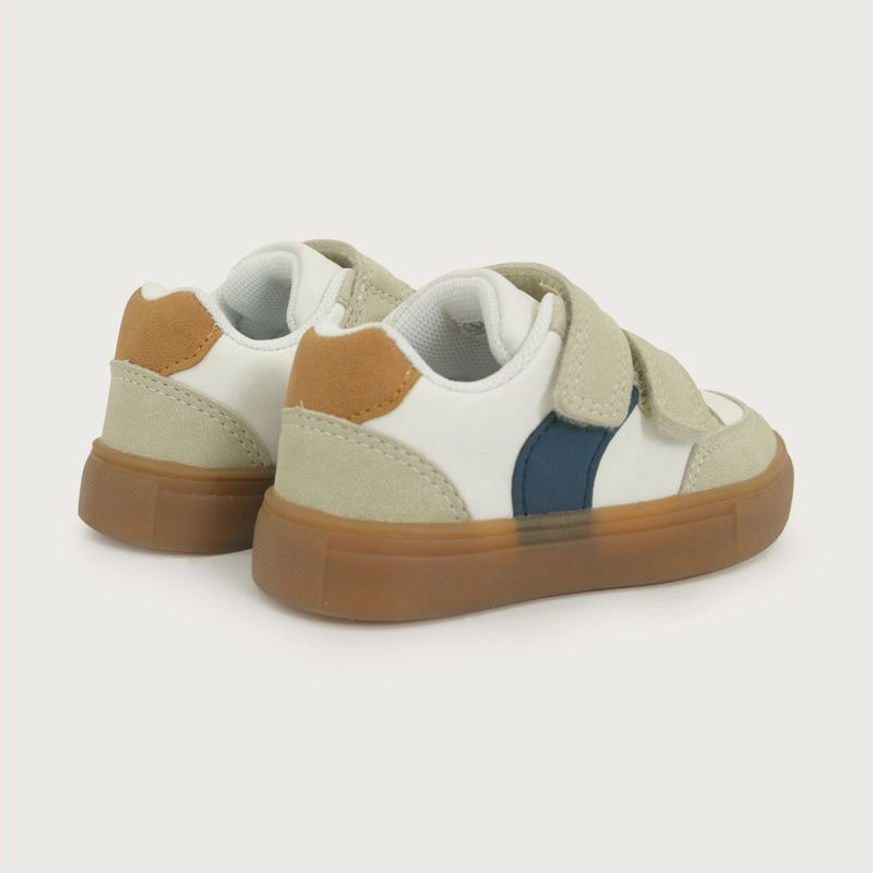 ZAPATILLA BLANCA DE NIÑO CON DETALLE AZUL - 5