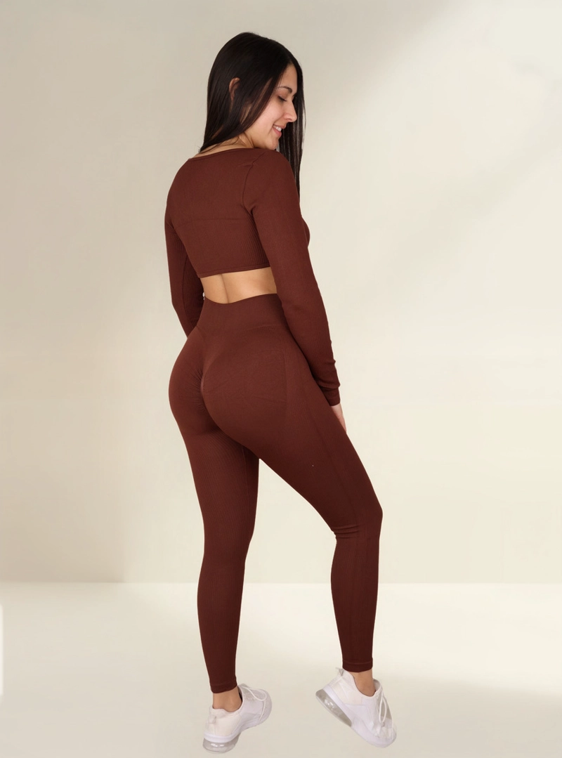 CONJUNTO DEPORTIVO MUJER SEAMLESS PUSH UP ALTA CALIDAD - 1