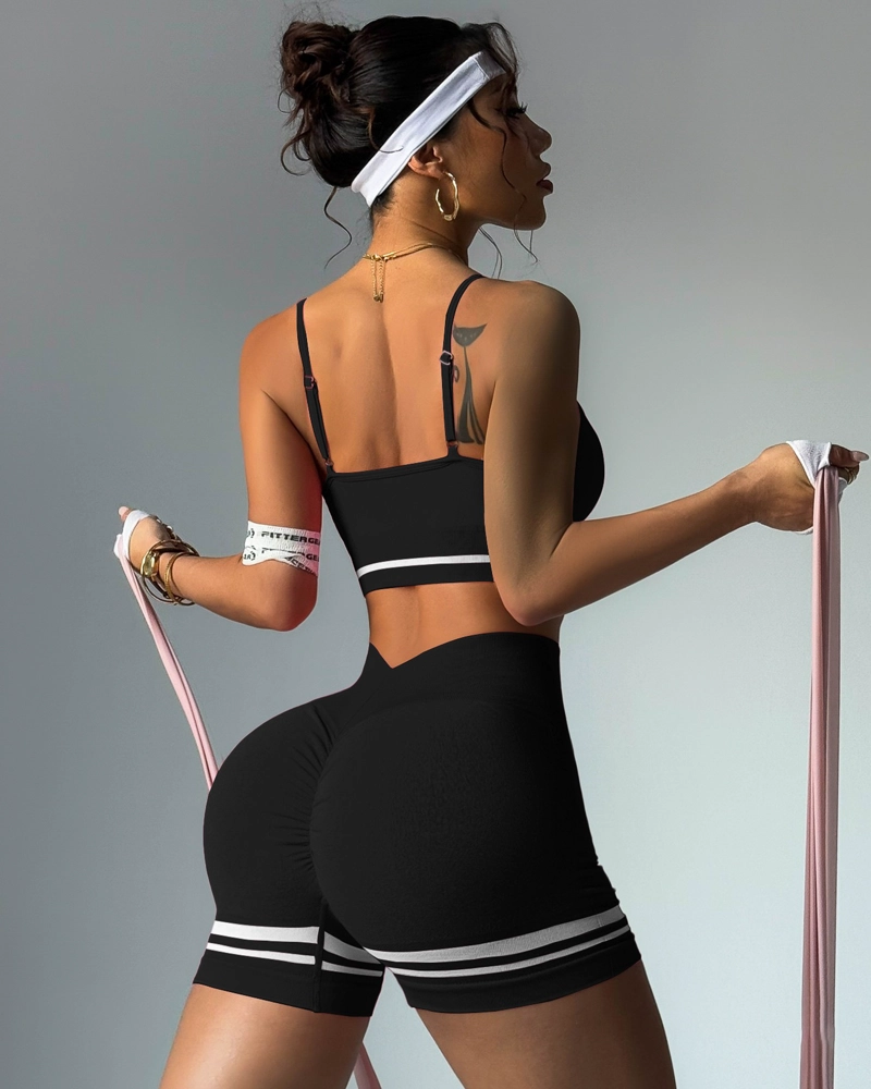 CONJUNTO DEPORTIVO SHORT PRETINA EN V Y PETO SEAMLESS PUSH UP - 1