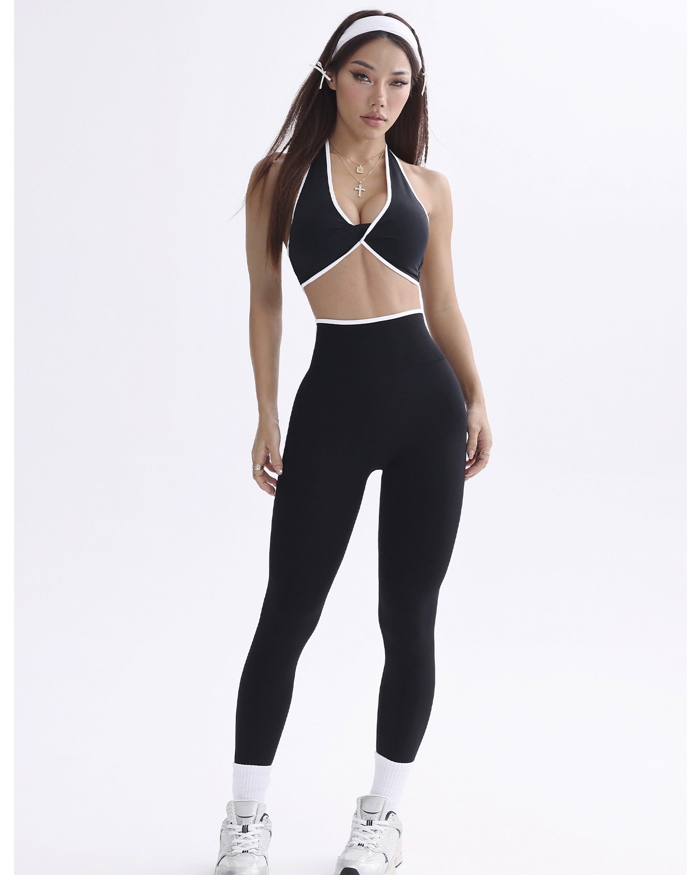CONJUNTO DEPORTIVO MUJER 2 PIEZAS PREMIUM LINEAS BLANCAS - 1