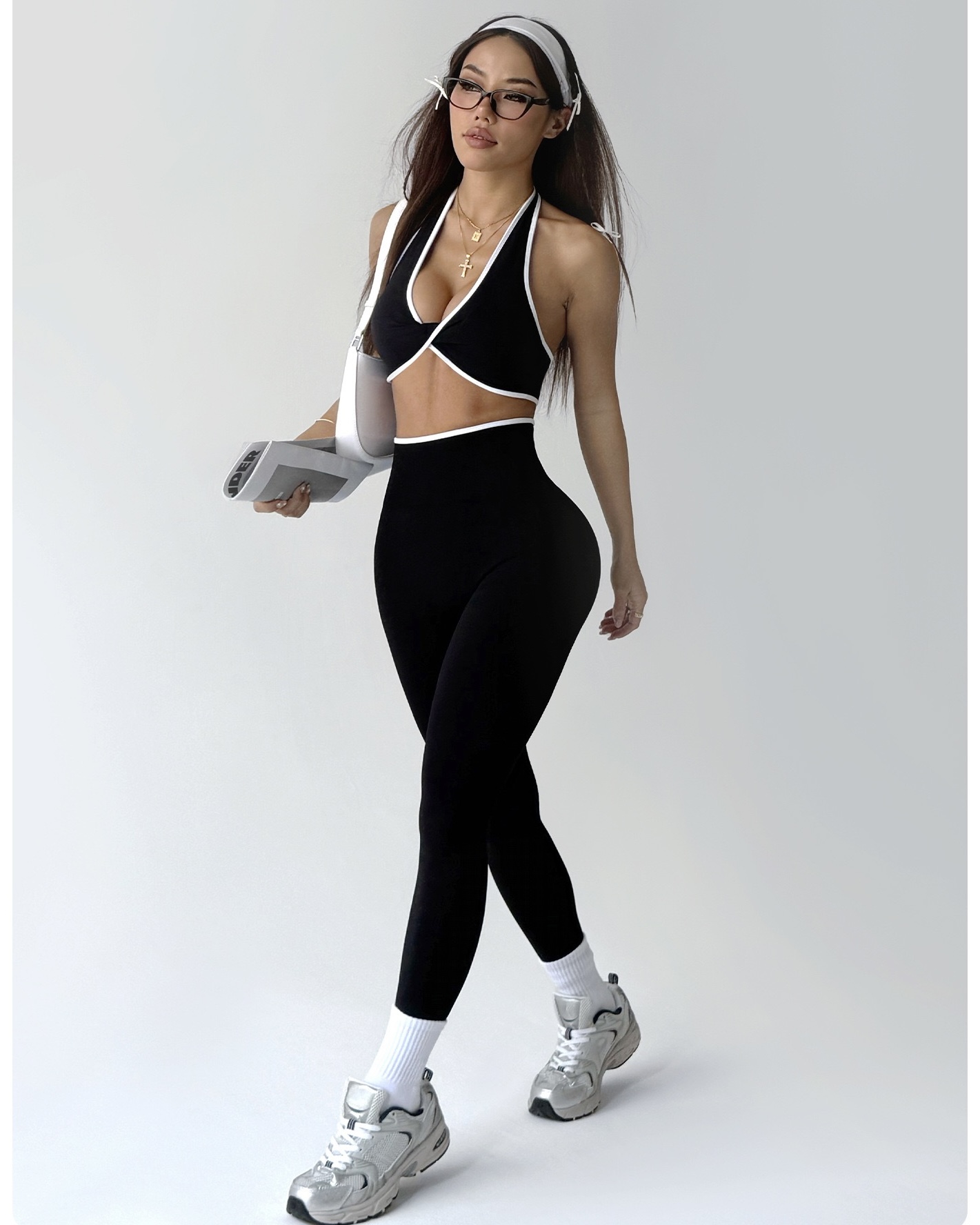 CONJUNTO DEPORTIVO MUJER 2 PIEZAS PREMIUM LINEAS BLANCAS - 3