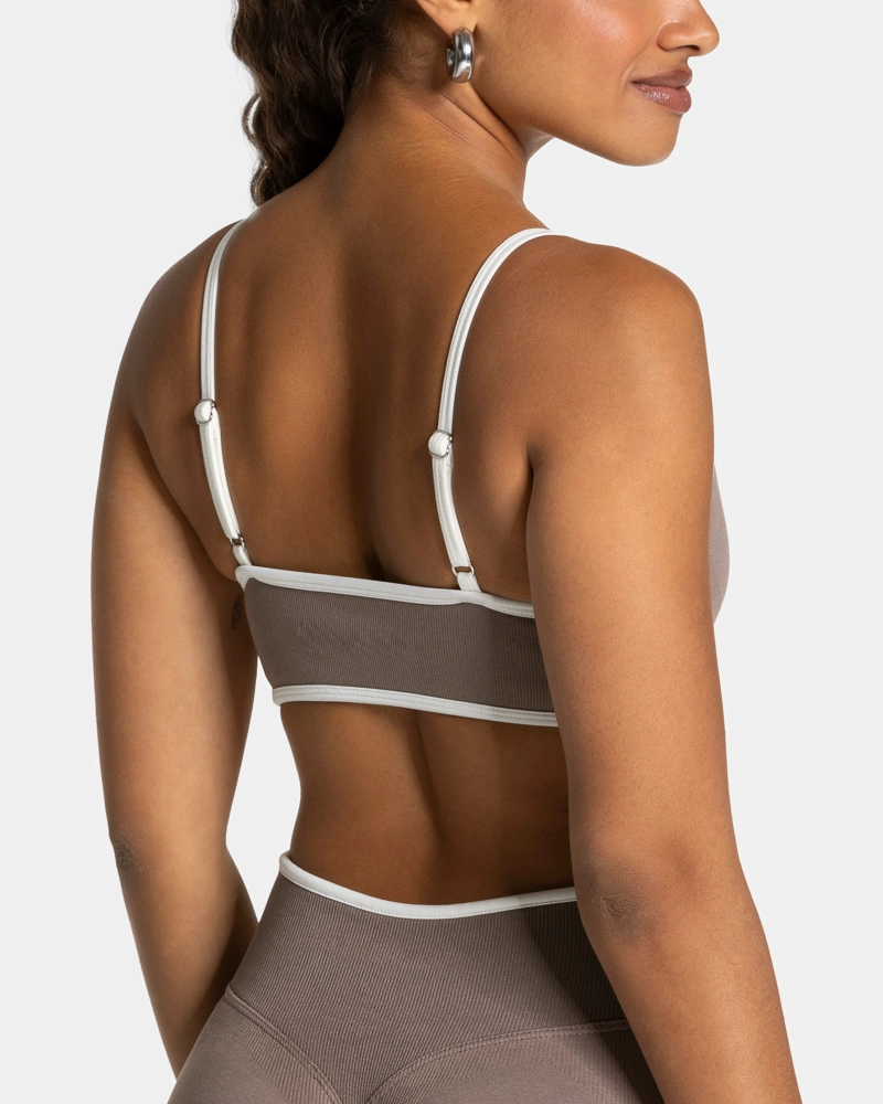SET DEPORTIVO MUJER CALZA LARGA LEGGINGS Y TOP PETO CORTO - 3