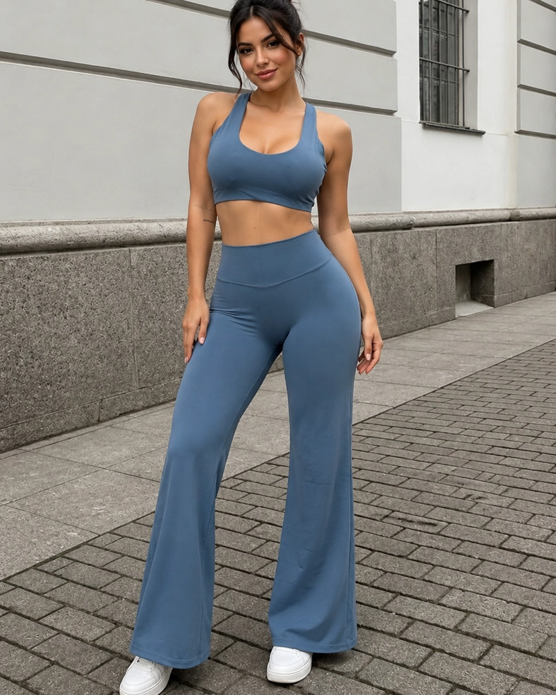 CONJUNTO DEPORTIVO MUJER SET TOP Y CALZA FLARE - 1