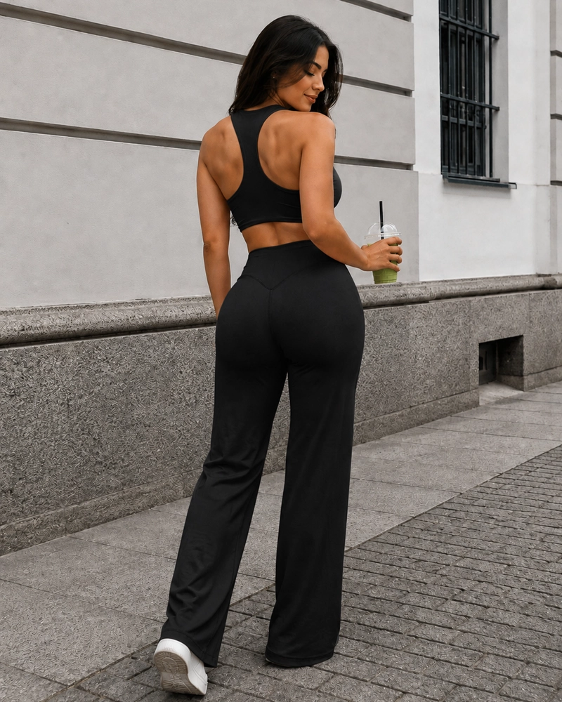 CONJUNTO DEPORTIVO MUJER SET TOP Y CALZA FLARE - 1