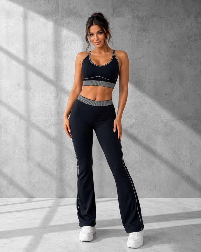 CONJUNTO DEPORTIVO MUJER CALZA ACAMPANADA FLARE Y TOP - 3