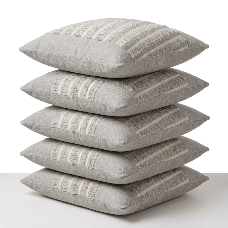 FUNDA DE COJIN GRIS CON FRANJAS Y FLECOS MODELO 768 PACK 5 UNIDADES 45 CM - 4