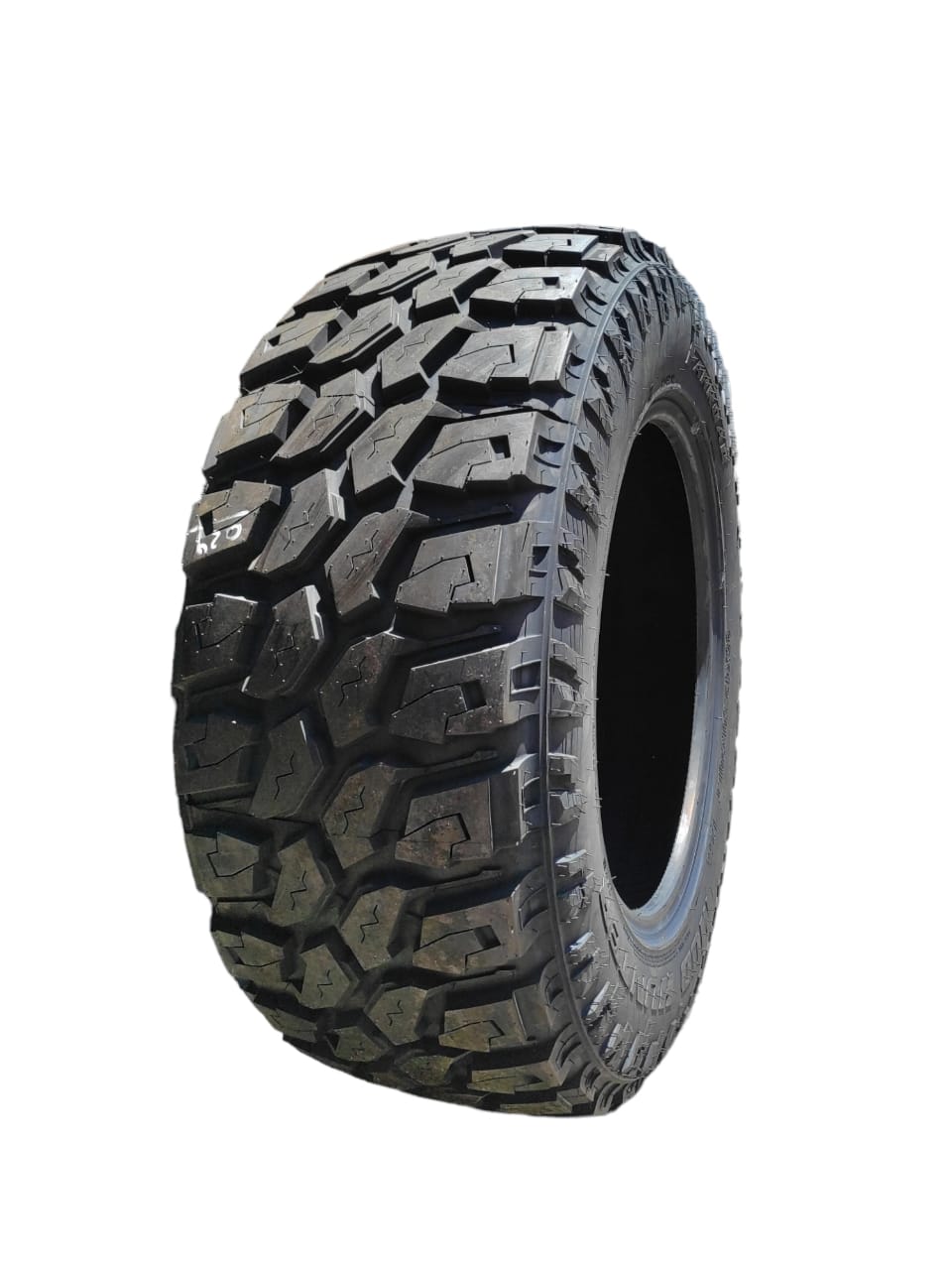 NEUMATICO 35X12.5R20 TRACCIONAL HUNTER 121Q FARROAD - 1