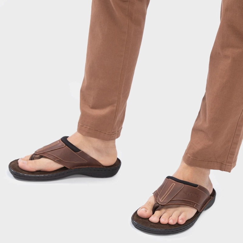 SANDALIAS HOMBRE GUANTE CUERO CHOCOLATE ABIERTA CAPRI - 2