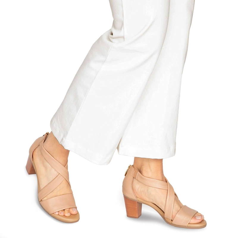SANDALIAS MUJER GACEL CUERO BEIGE ROXXANE - 2