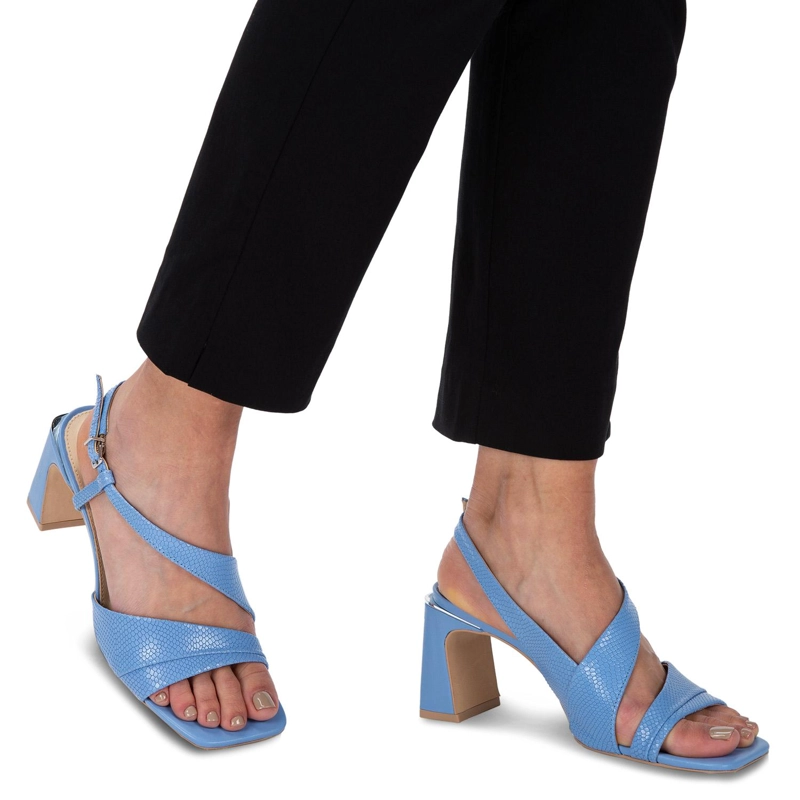 SANDALIAS MUJER GACEL CUERO CELESTE BEATRICE - 2