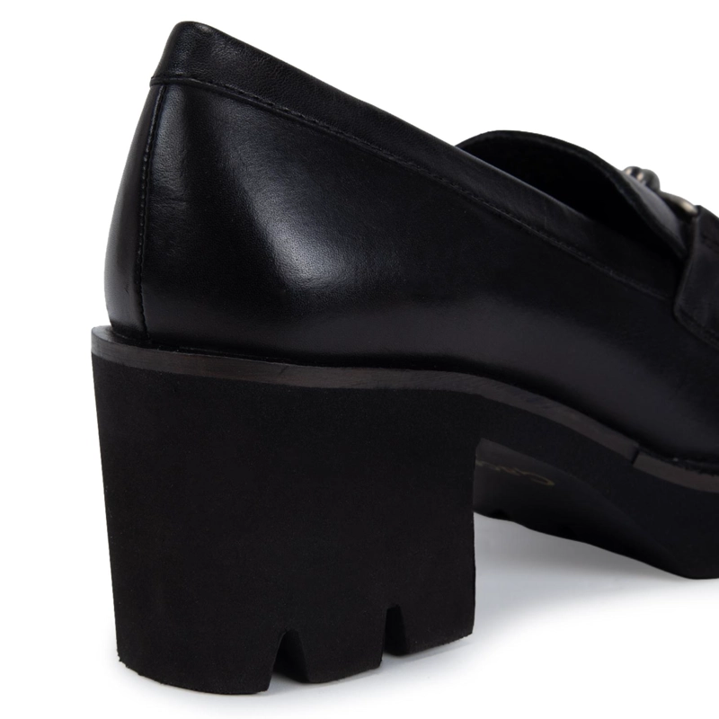 MOCASIN DE CUERO MUJER GACEL NEGRO RANYA - 4